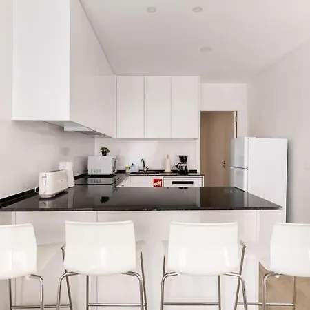 Cozy And Modern Flat In Apartment