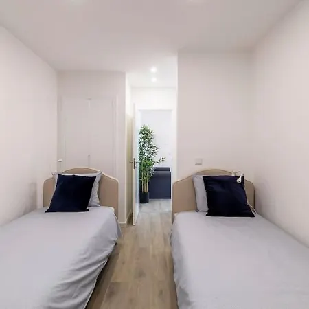 Cozy And Modern Flat In Apartmán Lisboa